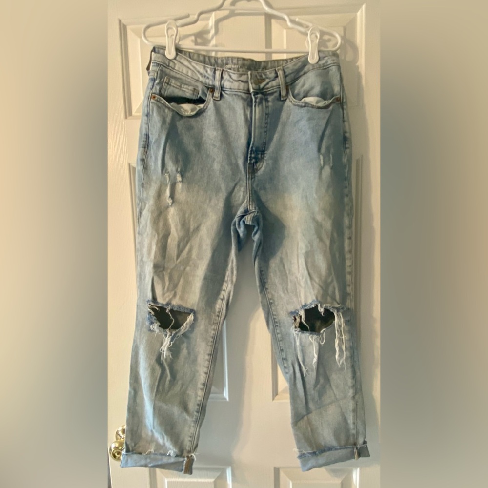 Old Navy Size 12 Light Blue Distressed OG Straight Women Jeans